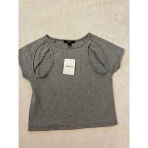 Forever 21 women’s heather gray knit crop top with slits. Size large. NWT